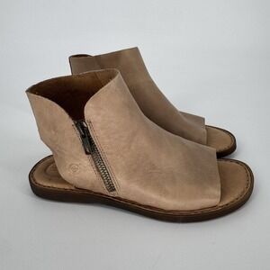 Born Hazle Gladiator Sandals Women's 6 Natural Leather Open Toe  Side Zip